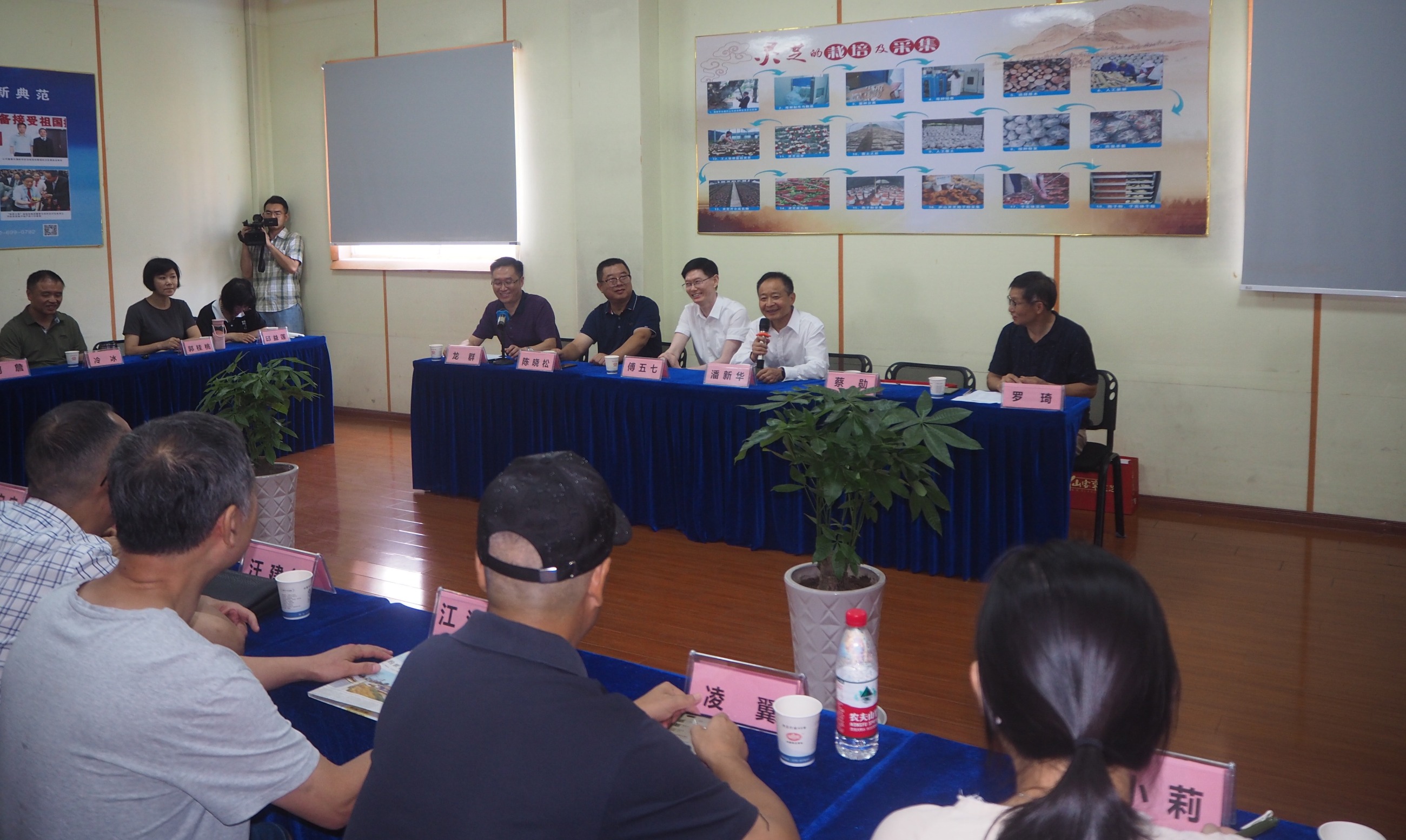 杭州亞運(yùn)會官方靈芝產(chǎn)品供應(yīng)商|杭州亞運(yùn)會官方供應(yīng)商|中國靈芝十大品牌|仙客來靈芝|仙客來靈芝破壁孢子粉|仙客來孢子油|仙客來靈芝飲片|仙客來破壁孢子粉|靈芝孢子油|孢子粉|靈芝破壁孢子粉|靈芝|中華老字號