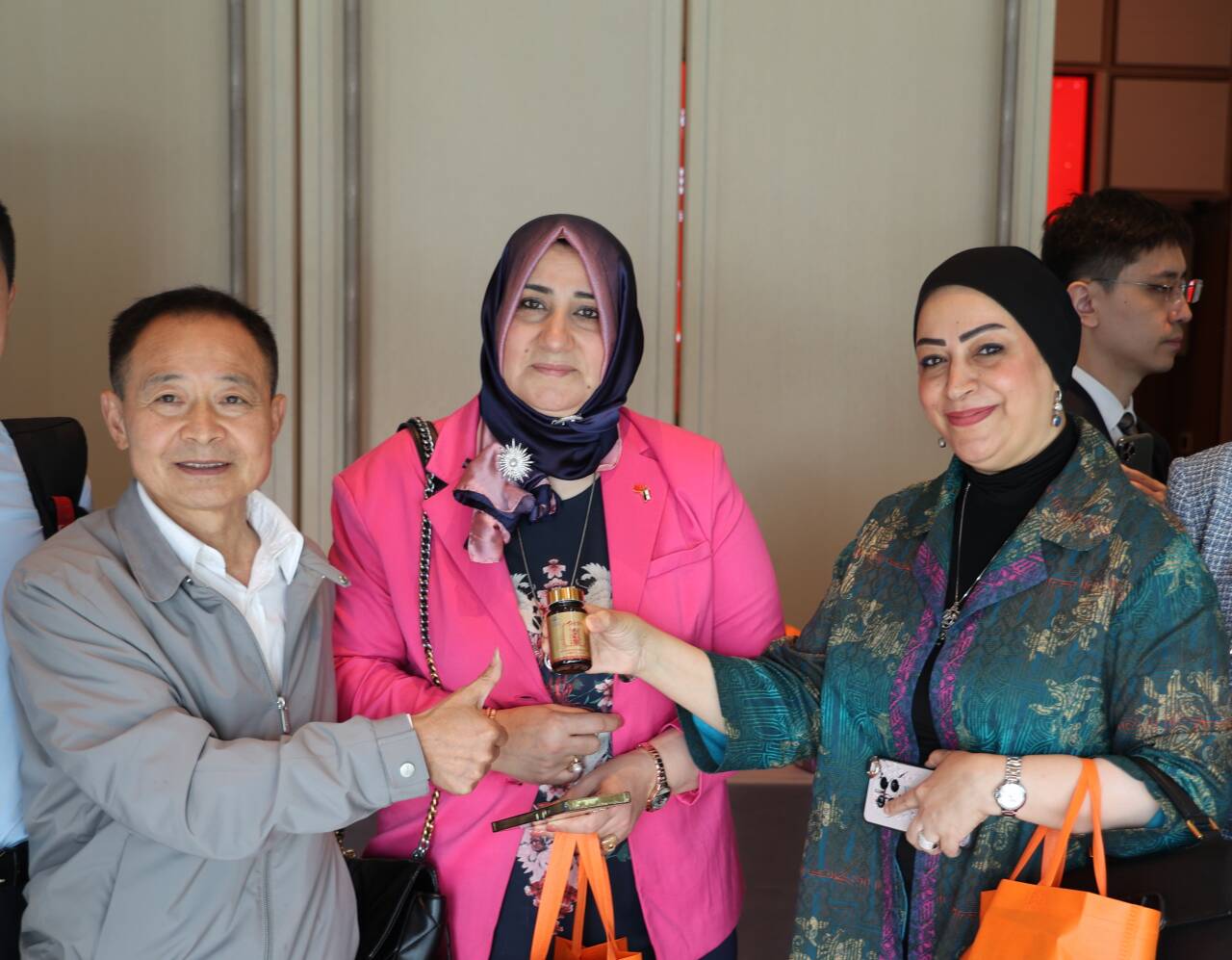 杭州亞運會官方靈芝產品供應商|杭州亞運會官方供應商|中國靈芝十大品牌|仙客來靈芝|仙客來靈芝破壁孢子粉|仙客來孢子油|仙客來靈芝飲片|仙客來破壁孢子粉|靈芝孢子油|孢子粉|靈芝破壁孢子粉|靈芝|中華老字號