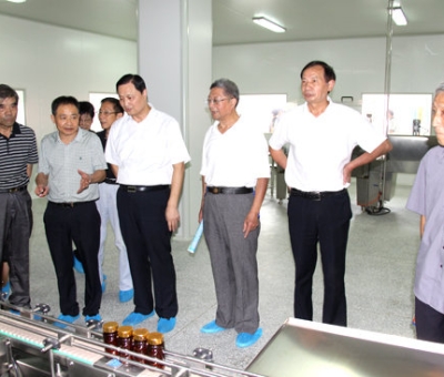 江西省老科協(xié)領(lǐng)導(dǎo)、老專家蒞臨仙客來公司考察老科協(xié)科技（培訓(xùn)）示范基地工作